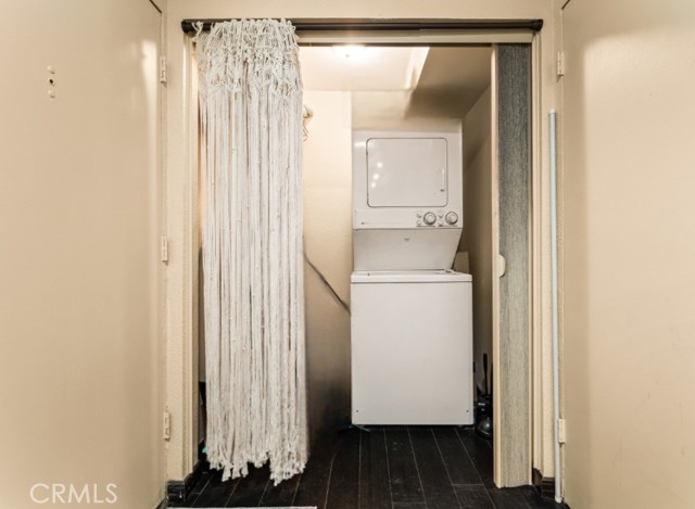 Detail Gallery Image 30 of 32 For 5217 Marina Pacifica Key #20,  Long Beach,  CA 90803 - 1 Beds | 1 Baths