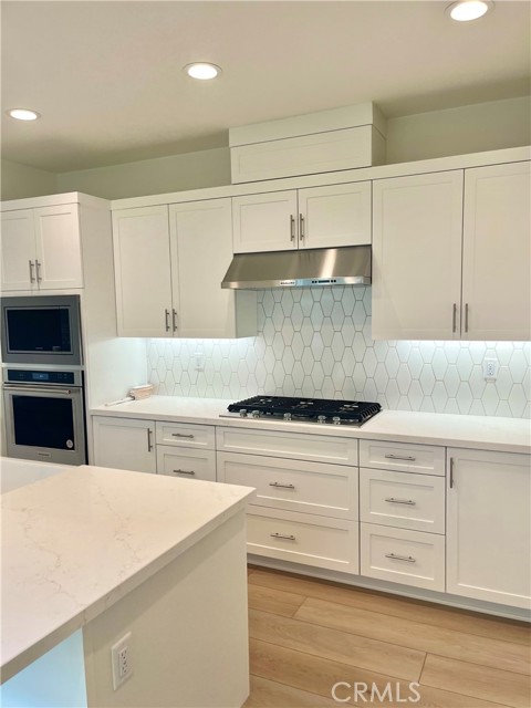 Detail Gallery Image 2 of 17 For 10895 Carlos St, Ventura,  CA 93004 - 3 Beds | 2/1 Baths