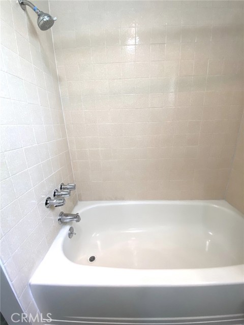 Detail Gallery Image 32 of 46 For 1582 Mitchell, Tustin,  CA 92780 - 2 Beds | 2/1 Baths