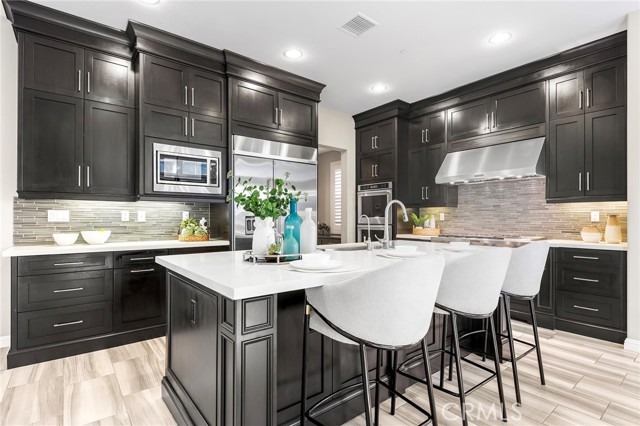 Detail Gallery Image 11 of 46 For 11 Goldenrod, Lake Forest,  CA 92630 - 4 Beds | 4/1 Baths