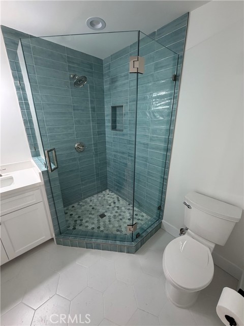 Detail Gallery Image 15 of 17 For 29815 Knollview Dr, Rancho Palos Verdes,  CA 90275 - 4 Beds | 4 Baths