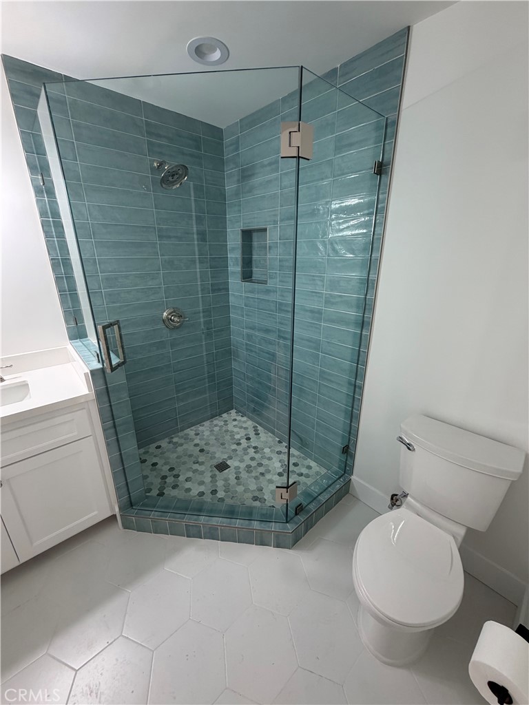 https://media.crmls.org/medias/157b506a-7112-4cdb-bb5e-95557ce57324.jpg?preset=X-Large