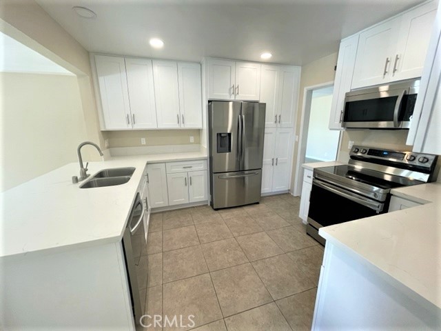 6131 E Belen Street, Long Beach, CA 90815