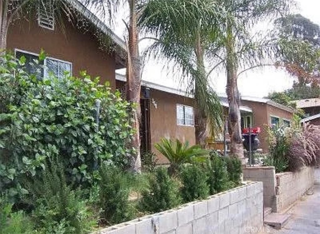 831 N Orange Avenue