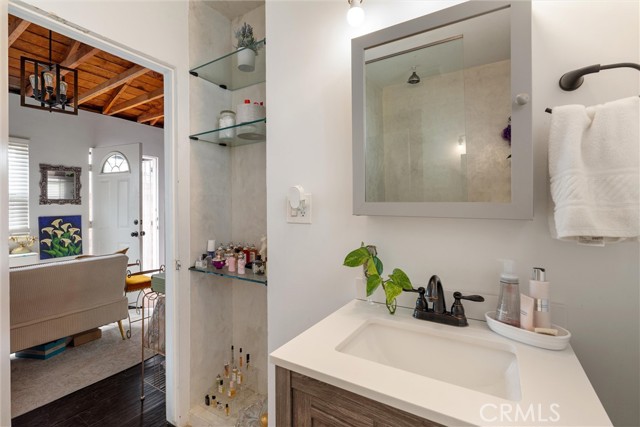 Detail Gallery Image 15 of 19 For 1423 N Hollywood Way, Burbank,  CA 91505 - – Beds | – Baths