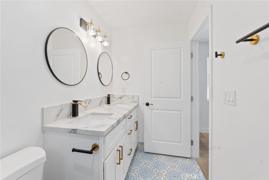 MLS #DW25207005 image #16