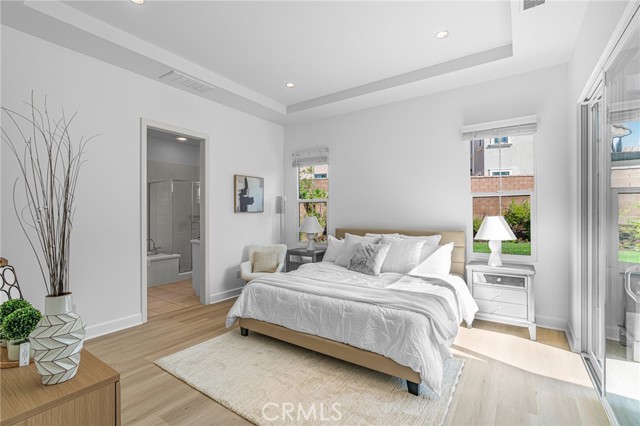 98 Quill, Irvine CA: https://media.crmls.org/medias/157ce79e-b9a4-4c18-a6e2-0eab8b7f3606.jpg