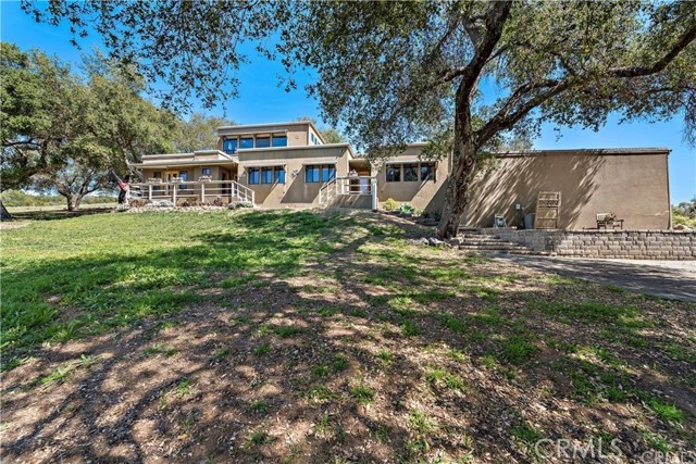 10950 Fox Springs Road, Murrieta CA: https://media.crmls.org/medias/157d104c-a122-4fd6-9357-d6cf9c13660d.jpg