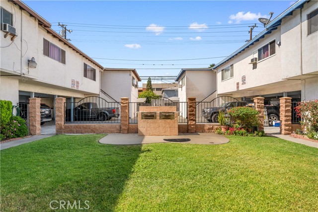 Detail Gallery Image 22 of 34 For 6021 Gage Ave #1,  Bell Gardens,  CA 90201 - 3 Beds | 2 Baths