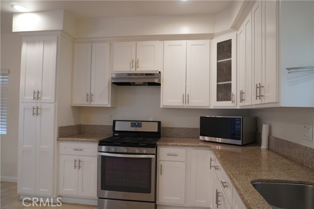 Detail Gallery Image 9 of 20 For 5611 Lemon, Long Beach,  CA 90805 - 3 Beds | 2 Baths