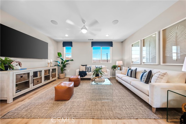 Detail Gallery Image 6 of 18 For 2853 via Descanso, Camarillo,  CA 93012 - 2 Beds | 2/1 Baths