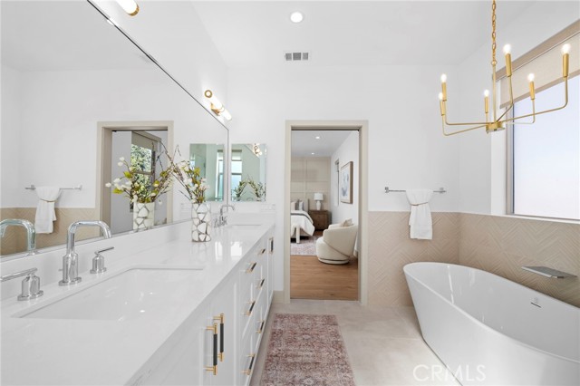 16223 Orizaba Avenue, Paramount CA: https://media.crmls.org/medias/1581700b-a57f-45bf-9641-32bddfb08ba9.jpg