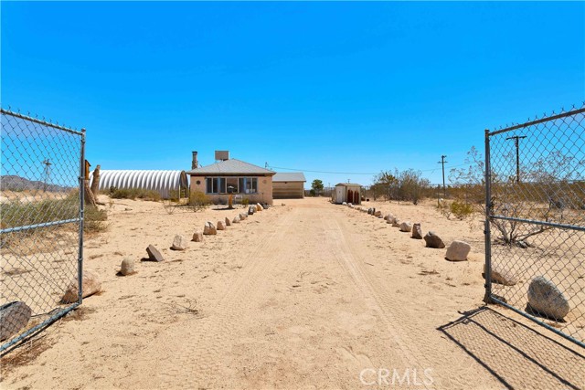 Image 2 for 1450 Fancher Rd, Landers, CA 92285