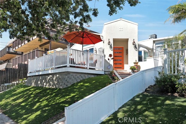 Detail Gallery Image 3 of 34 For 24661 Cordova Dr, Dana Point,  CA 92629 - 2 Beds | 2 Baths