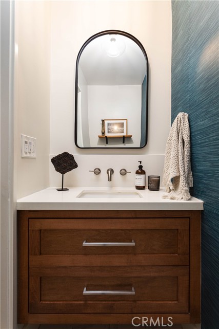 Detail Gallery Image 21 of 27 For 1136 Highland, Newport Beach,  CA 92660 - 4 Beds | 2/1 Baths