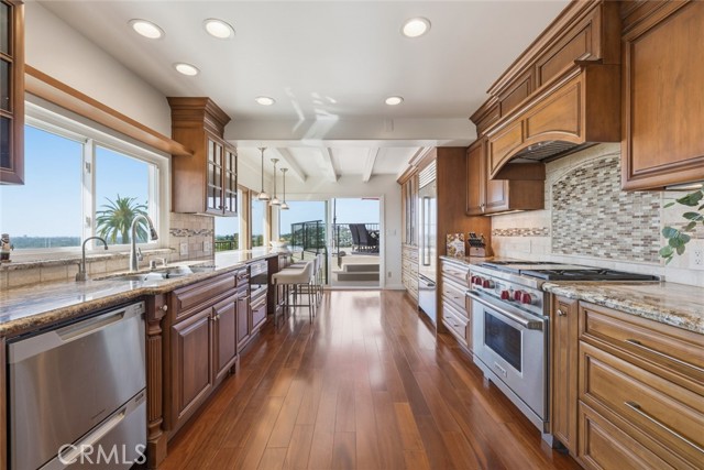 Detail Gallery Image 12 of 70 For 11385 La Vereda, North Tustin,  CA 92705 - 3 Beds | 3 Baths