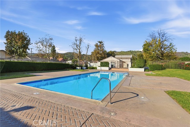 1602 Byron Court, Pomona CA: https://media.crmls.org/medias/1584fb23-4a1e-4373-97aa-e80ba0879479.jpg