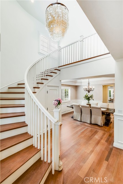 595 35th Street, Manhattan Beach, California 90266, 6 Bedrooms Bedrooms, ,4 BathroomsBathrooms,Residential,Sold,35th,SB22117644