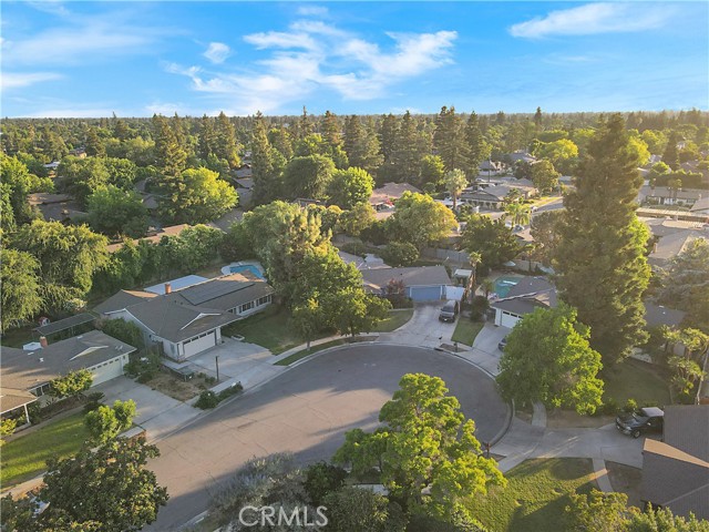 6330 N Wilson Avenue, Fresno CA: https://media.crmls.org/medias/1585b2d0-998b-4d30-afae-d759ae8d5581.jpg