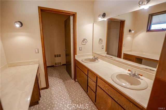 Detail Gallery Image 24 of 41 For 34155 Castlehaven Rd, Agua Dulce,  CA 91390 - 3 Beds | 3 Baths