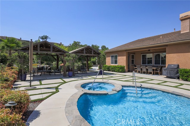 Detail Gallery Image 28 of 30 For 12697 Twin Peak Ct, Riverside,  CA 92503 - 4 Beds | 3 Baths