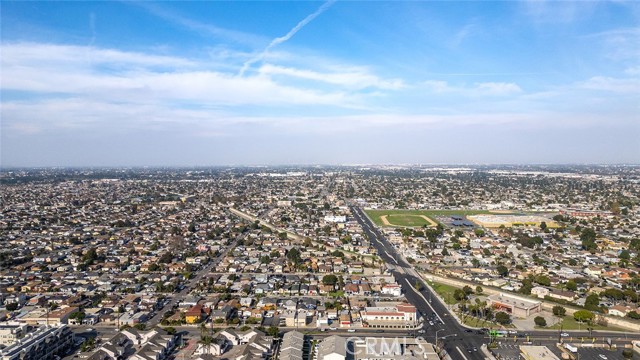 Detail Gallery Image 42 of 44 For 924 W Almond St, Compton,  CA 90220 - 3 Beds | 2 Baths