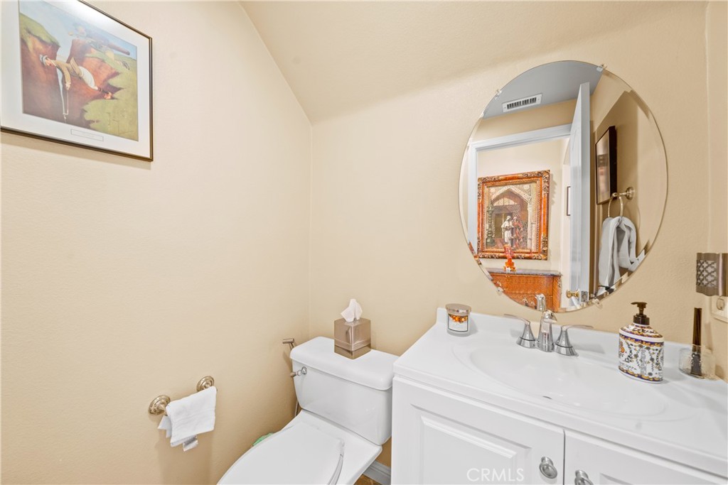 1587d430 1baa 4428 9069 Deb6bead25a7