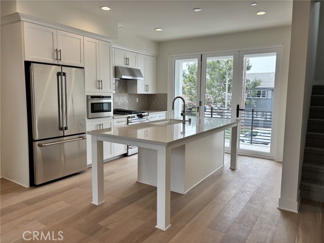 19071 Main Street, Huntington Beach CA: https://media.crmls.org/medias/15881dc5-99e8-4832-8cff-4883a6b5ac7b.jpg