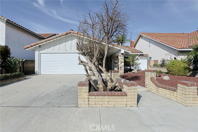 Detail Gallery Image 2 of 49 For 9411 Russell, Garden Grove,  CA 92844 - 3 Beds | 2 Baths