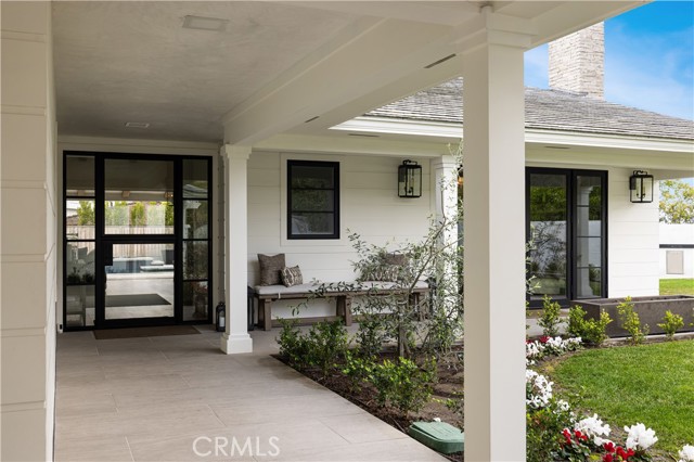 Detail Gallery Image 4 of 38 For 1 San Martin Way, Corona Del Mar,  CA 92625 - 4 Beds | 2/1 Baths