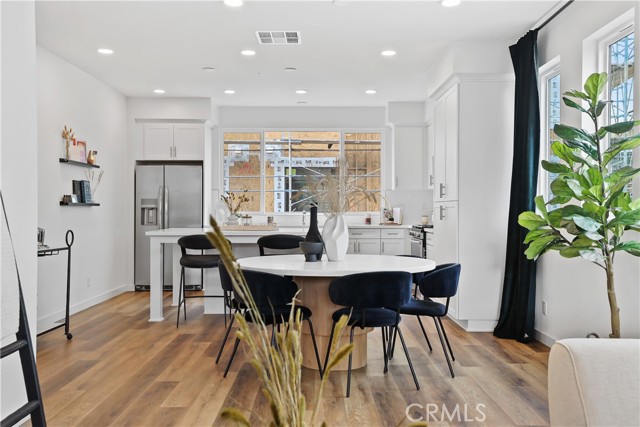 Detail Gallery Image 12 of 27 For 34 Bigsby Dr, Stanton,  CA 90680 - 3 Beds | 3/1 Baths