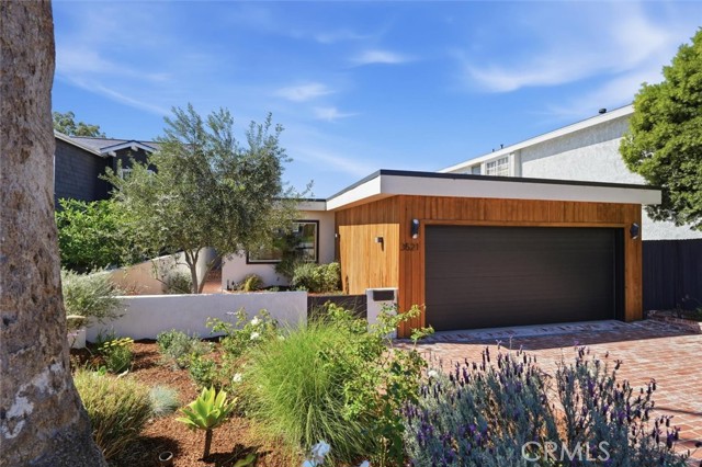 Front Image Thumbnail for CRSB26055101