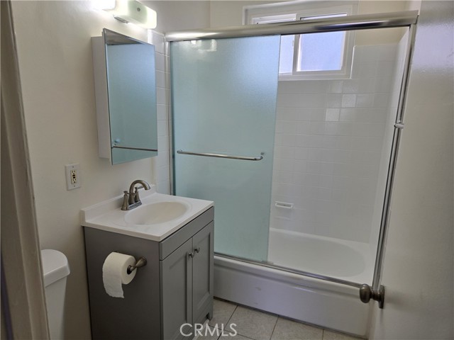 780 Earlham Street, Pasadena CA: https://media.crmls.org/medias/158a061c-d1c6-45d1-bcfc-065d822997a0.jpg