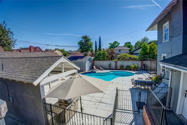 Detail Gallery Image 21 of 60 For 2124 20th St, Bakersfield,  CA 93301 - 4 Beds | 3/1 Baths