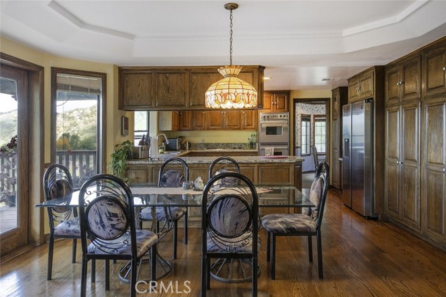 Detail Gallery Image 37 of 75 For 24300 Sylvan Glen Rd, Calabasas,  CA 91302 - 5 Beds | 3 Baths