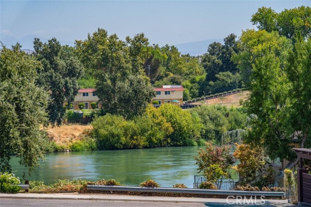 701 Rio Street, Red Bluff CA: https://media.crmls.org/medias/158a5e90-f0ed-4a7b-9390-dd5f48c3a09a.jpg