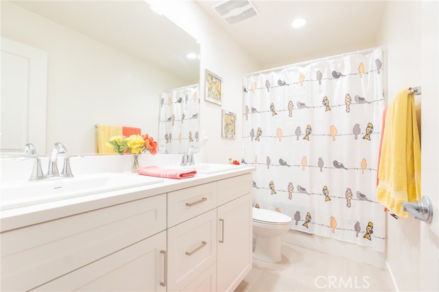 Detail Gallery Image 19 of 38 For 30912 Marbella, Highland,  CA 92346 - 5 Beds | 4 Baths