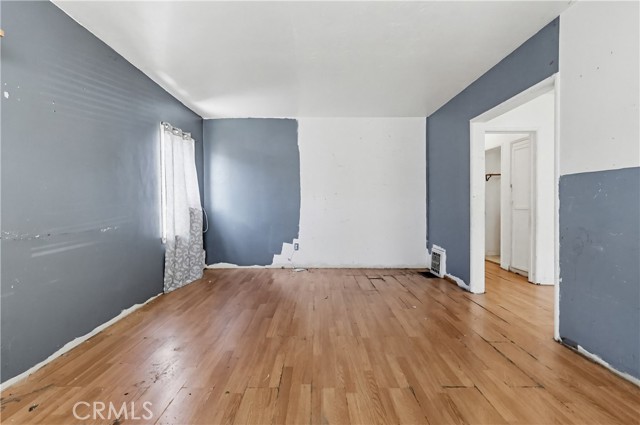 Detail Gallery Image 3 of 19 For 9949 Covello, Burbank,  CA 91504 - 2 Beds | 1 Baths