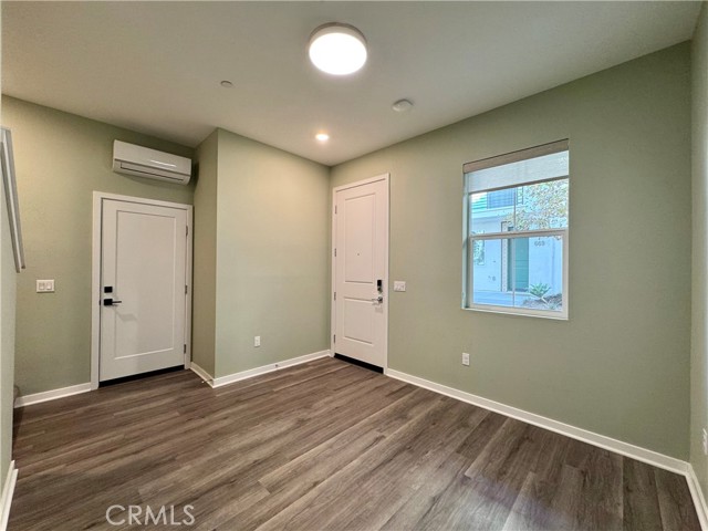 Detail Gallery Image 6 of 7 For 664 Lima Ln, Covina,  CA 91723 - 2 Beds | 2 Baths