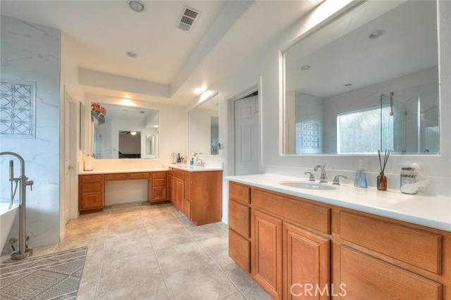 Image 40 of 71 For 7070 Cottage Grove