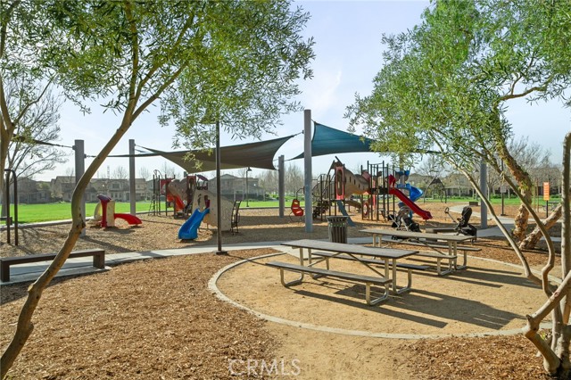 3134 E La Avenida Drive, Ontario CA: https://media.crmls.org/medias/158d60ea-0b82-4a33-95c0-ec63db2c80ae.jpg