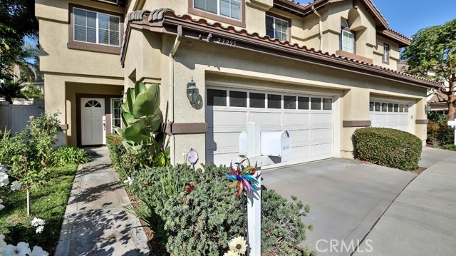 Detail Gallery Image 4 of 43 For 23995 Nicole Way, Yorba Linda,  CA 92887 - 4 Beds | 2/1 Baths