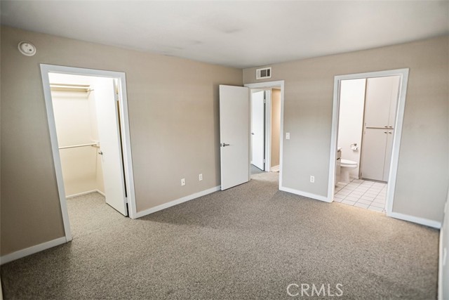 Detail Gallery Image 11 of 19 For 4744 Ben Ave #11,  Valley Village,  CA 91607 - 2 Beds | 2/1 Baths