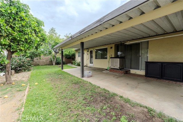 8841 California, Riverside CA: https://media.crmls.org/medias/158e4ed1-90d5-4fb3-a73b-247b753f56e8.jpg