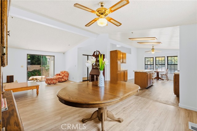 13691 Gavina Avenue, Sylmar CA: https://media.crmls.org/medias/158ebe08-8093-40e0-a674-3c52f6d3134b.jpg