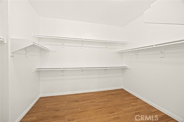 16114 Almond Avenue, Chino CA: https://media.crmls.org/medias/158ed271-8066-4610-9511-872890263aa2.jpg