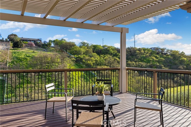 Detail Gallery Image 19 of 47 For 2015 Kleck Rd, Paso Robles,  CA 93446 - 4 Beds | 3 Baths