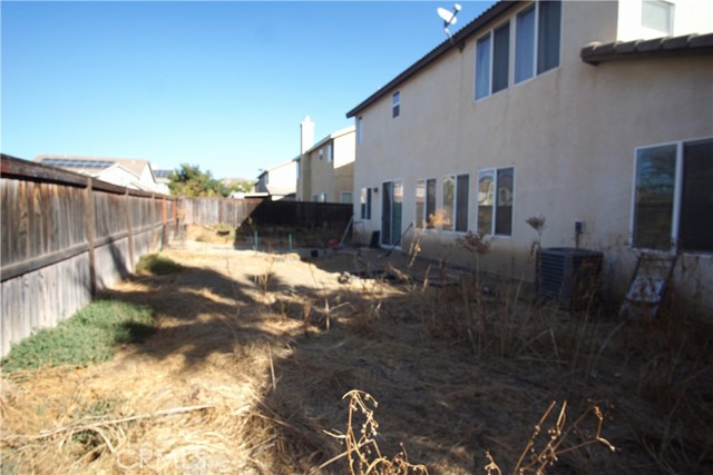 Detail Gallery Image 12 of 14 For 14369 Tradewinds Pl, Moreno Valley,  CA 92555 - 5 Beds | 4/1 Baths