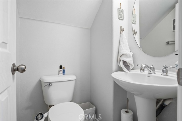 Detail Gallery Image 6 of 54 For 31082 Strawberry Tree, Temecula,  CA 92592 - 3 Beds | 2/1 Baths