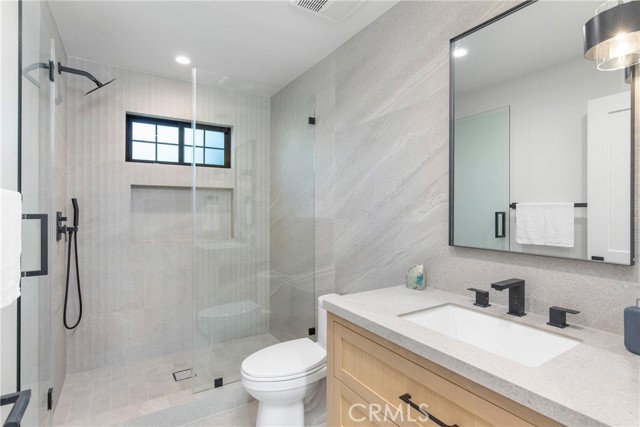 Detail Gallery Image 44 of 48 For 4506 Greenbush Ave, Sherman Oaks,  CA 91423 - 4 Beds | 5/1 Baths